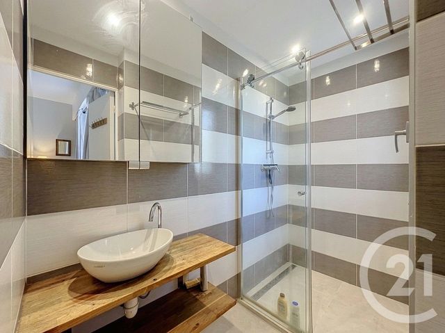 Appartement T4 à louer - 4 pièces - 64.49 m2 - ANTIBES - 06 - PROVENCE-ALPES-COTE-D-AZUR - Century 21 Albert 1Er