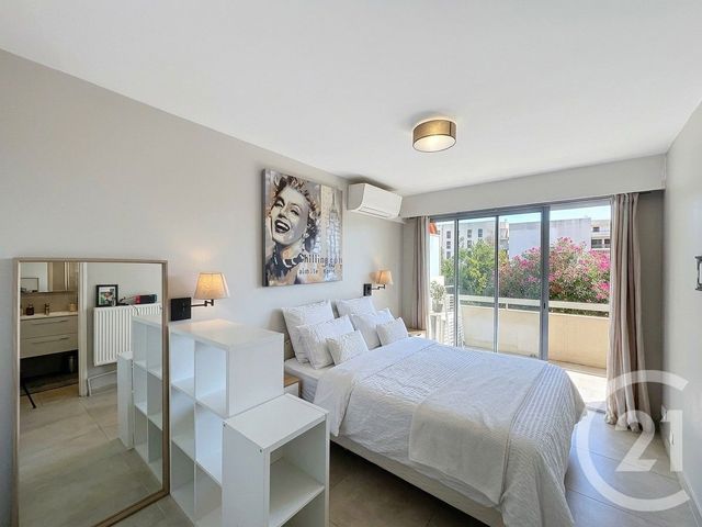 Appartement T4 à louer - 4 pièces - 64.49 m2 - ANTIBES - 06 - PROVENCE-ALPES-COTE-D-AZUR - Century 21 Albert 1Er