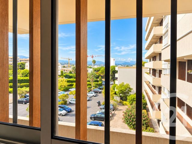Appartement F3 à vendre - 3 pièces - 65.89 m2 - ANTIBES - 06 - PROVENCE-ALPES-COTE-D-AZUR - Century 21 Albert 1Er