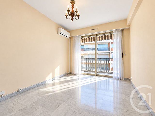 Appartement F3 à vendre - 3 pièces - 73.58 m2 - ANTIBES - 06 - PROVENCE-ALPES-COTE-D-AZUR - Century 21 Albert 1Er