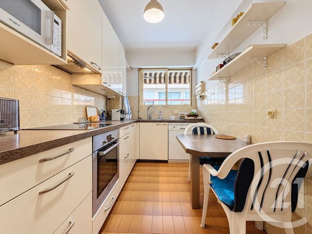 Appartement F3 à vendre - 3 pièces - 73.58 m2 - ANTIBES - 06 - PROVENCE-ALPES-COTE-D-AZUR - Century 21 Albert 1Er