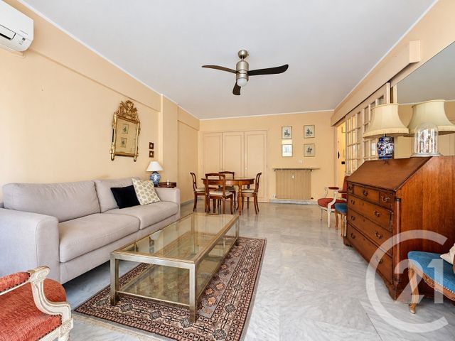 Appartement F3 à vendre - 3 pièces - 73.58 m2 - ANTIBES - 06 - PROVENCE-ALPES-COTE-D-AZUR - Century 21 Albert 1Er