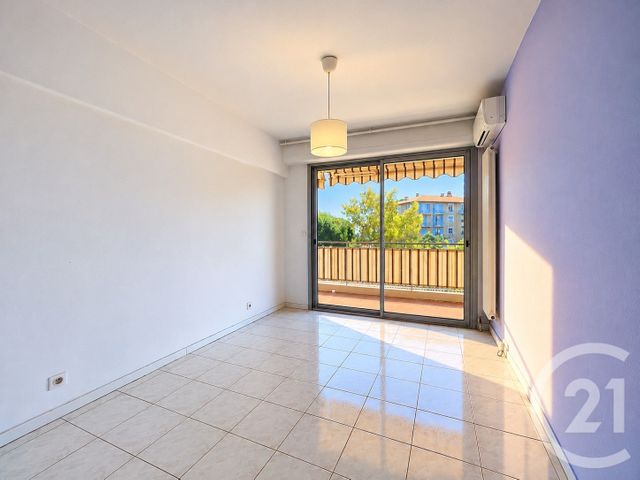 Appartement F3 à vendre - 3 pièces - 75.02 m2 - ANTIBES - 06 - PROVENCE-ALPES-COTE-D-AZUR - Century 21 Albert 1Er