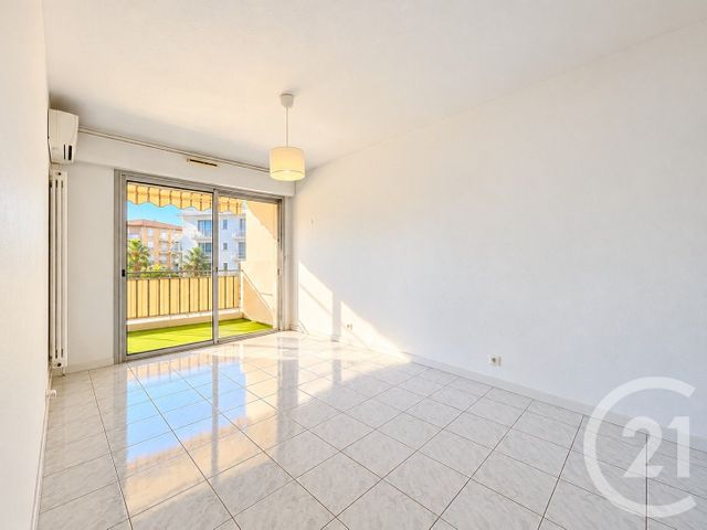 Appartement F3 à vendre - 3 pièces - 75.02 m2 - ANTIBES - 06 - PROVENCE-ALPES-COTE-D-AZUR - Century 21 Albert 1Er
