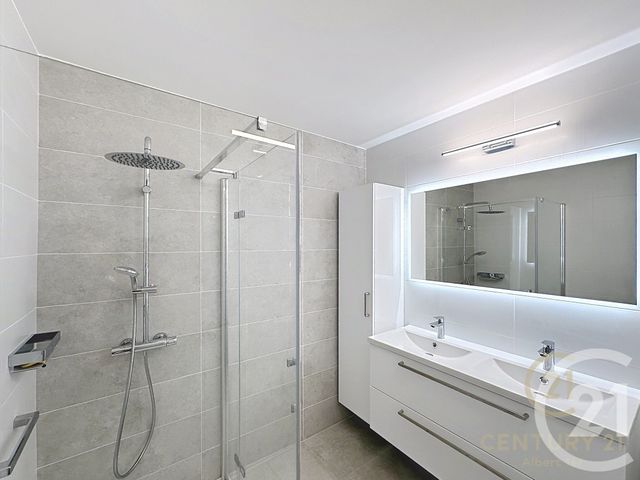 Appartement F4 à louer - 4 pièces - 82.84 m2 - ANTIBES - 06 - PROVENCE-ALPES-COTE-D-AZUR - Century 21 Albert 1Er