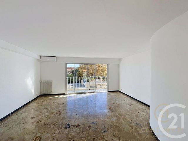 Appartement F4 à louer - 4 pièces - 82.84 m2 - ANTIBES - 06 - PROVENCE-ALPES-COTE-D-AZUR - Century 21 Albert 1Er