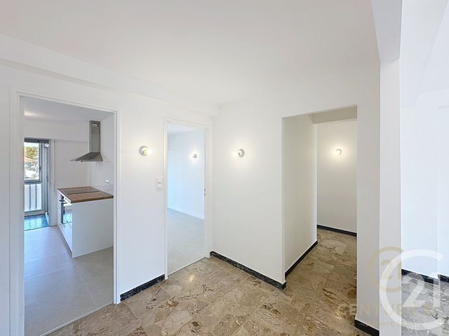 Appartement F4 à louer - 4 pièces - 82.84 m2 - ANTIBES - 06 - PROVENCE-ALPES-COTE-D-AZUR - Century 21 Albert 1Er